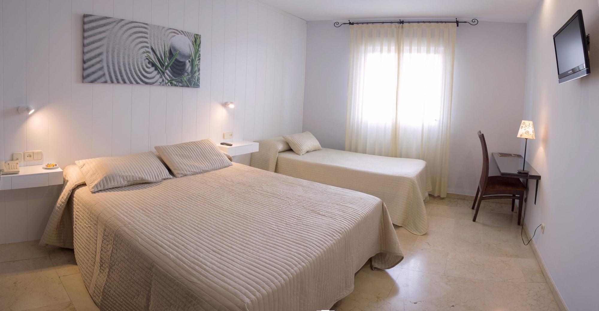 Hotel Oasis Kordoba Bagian luar foto