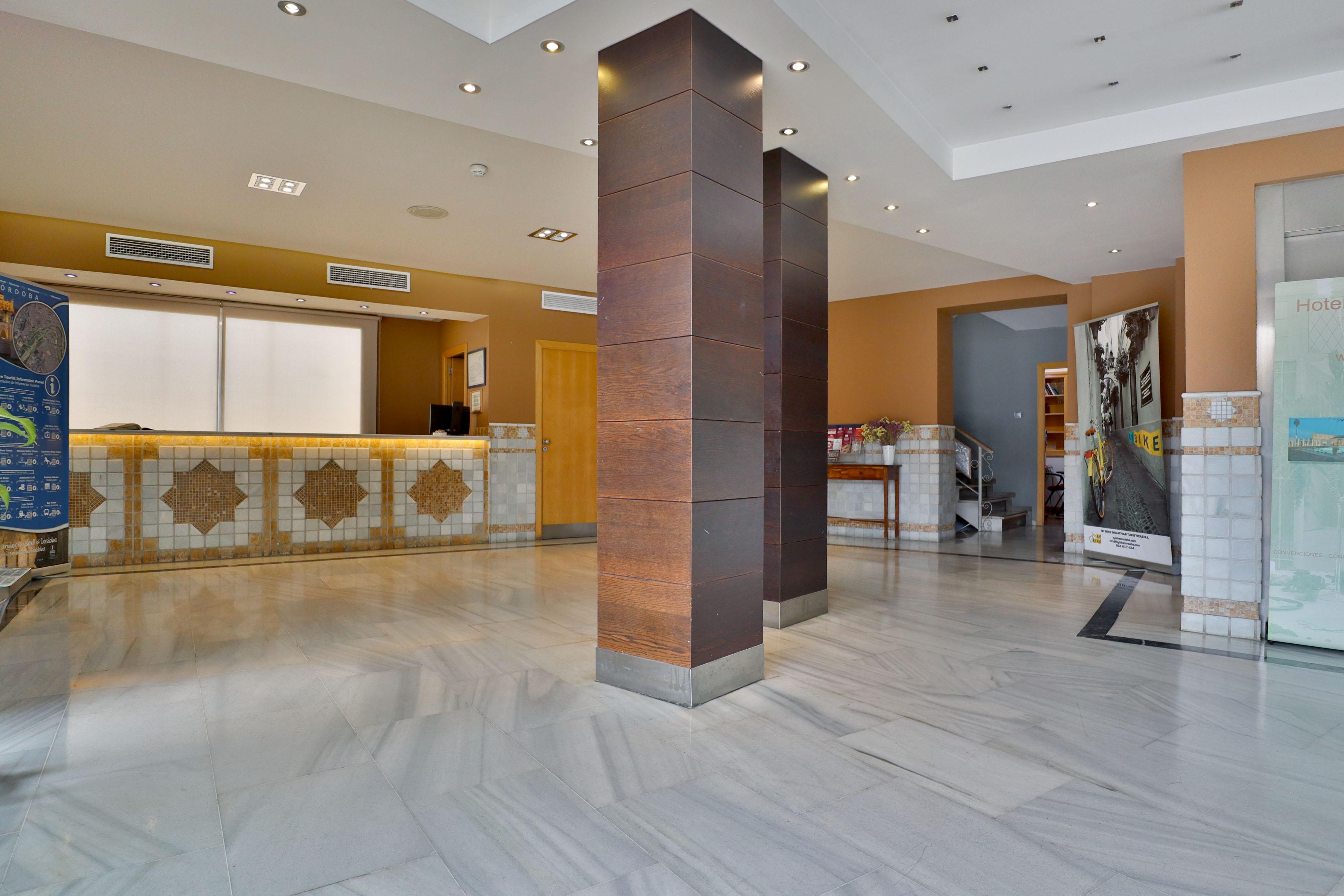 Hotel Oasis Kordoba Bagian luar foto