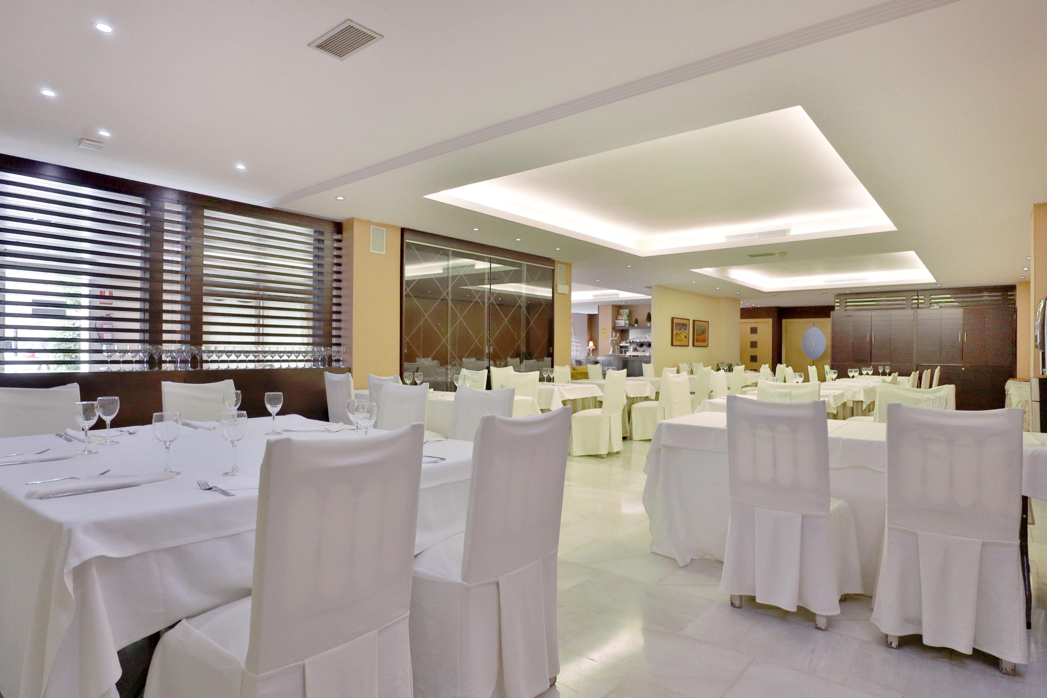 Hotel Oasis Kordoba Bagian luar foto