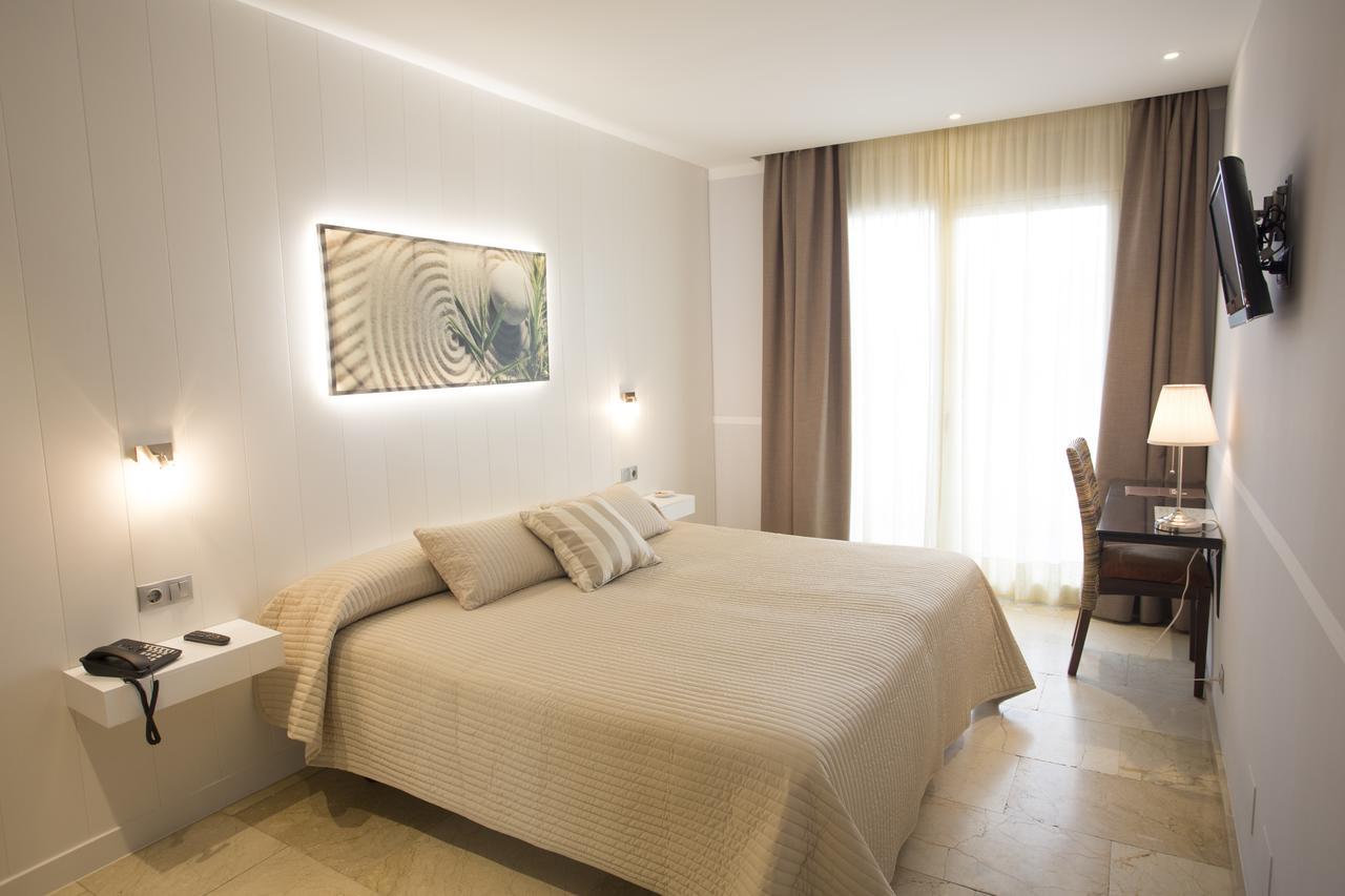Hotel Oasis Kordoba Bagian luar foto